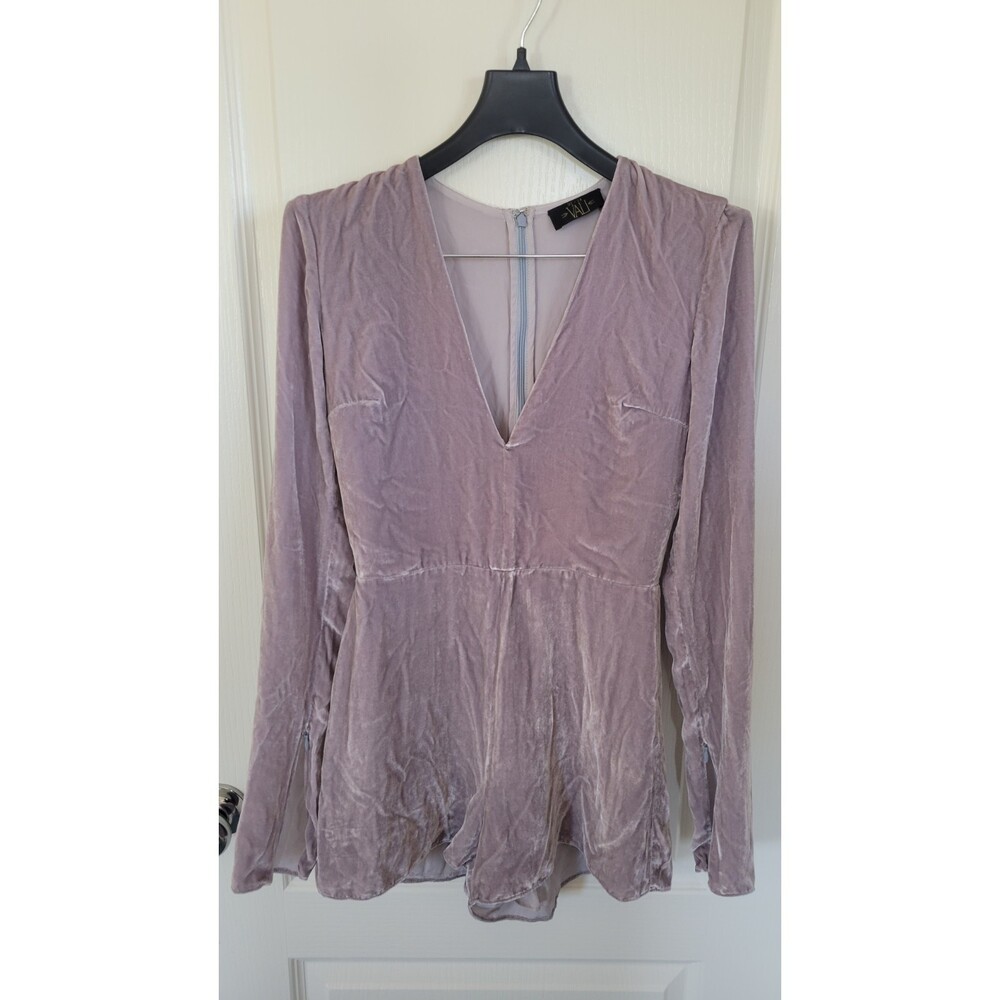 Women's De La Vali Silk Velvet Pink Mini Romper